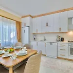 וילה A Secluded In Gocek, One Kilometer From The Sea *