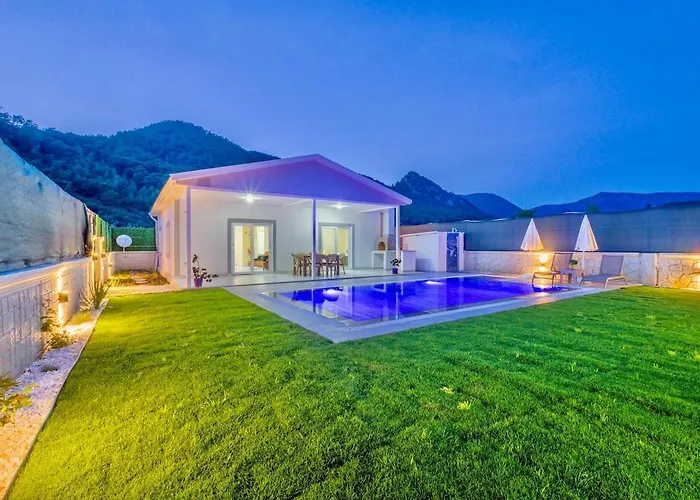 וילה A Secluded In Gocek, One Kilometer From The Sea *